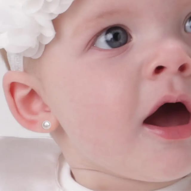 CM Sterling Silver Pearl Earring