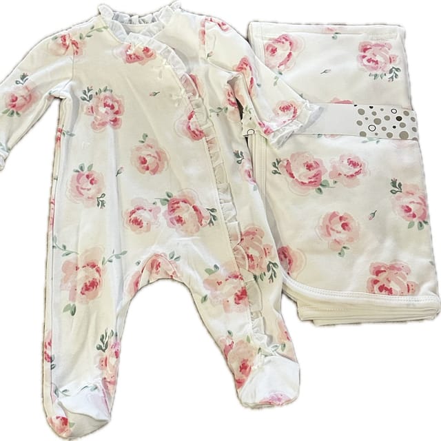 LM 2Pc Footie & Blanket Set-Roses