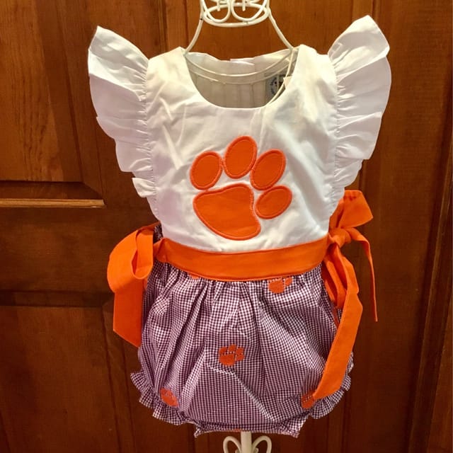 SM Paw Appliqué Bubble