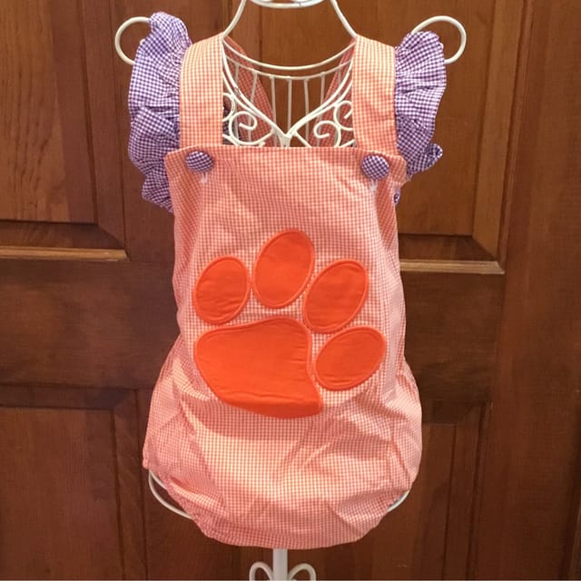 SM OnePiece Swimsuit w/Paw Appliqué