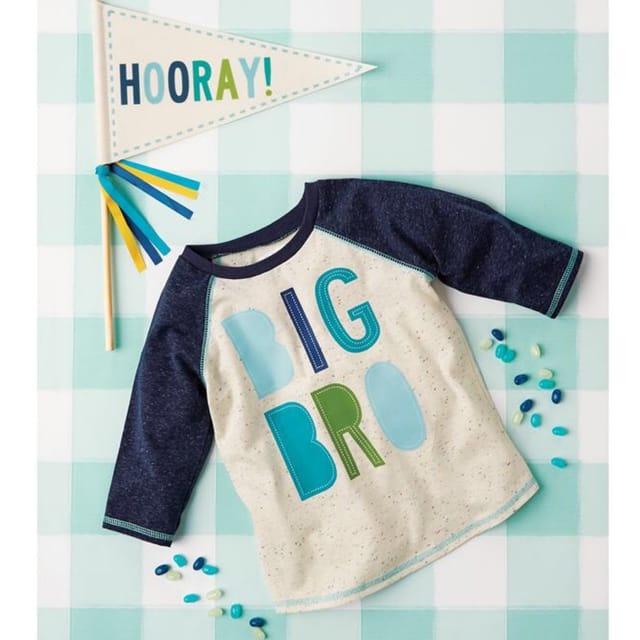 MP Big Bro Shirt & Pennant Set